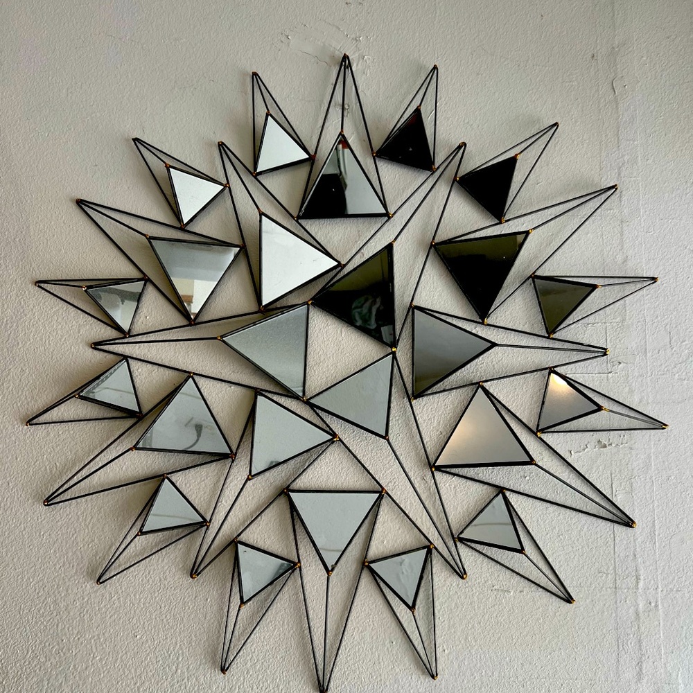 Static Erratic Wall Mirror
